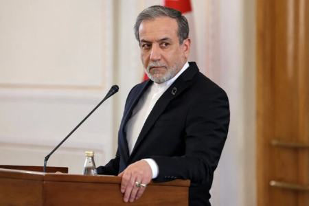 عراقچی: اگر هدف مذاکرات محروم کردن ایران از حقوق هسته‌ای باشد، ایران از هیچ حقوق خود عقب نخواهد نشست