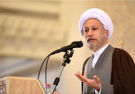 امام جمعه شیراز: آمریکا شکست خورده و پول ندارد