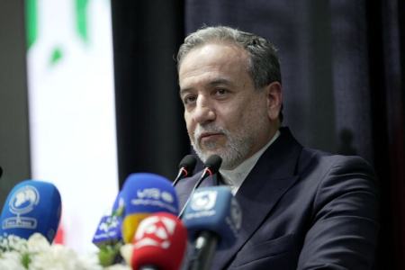 عراقچی: شاهد مواضع غیر معقول و غیر منطقی آمریکا هستیم/ رهبری امروز تکلیف را روشن کردند