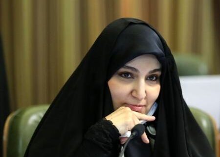 نرجس سلیمانی: زاکانی پهلوان، شکست خورد/ عملکرد شهرداری تهران کاریکاتوری و غیر قابل اعتبار است