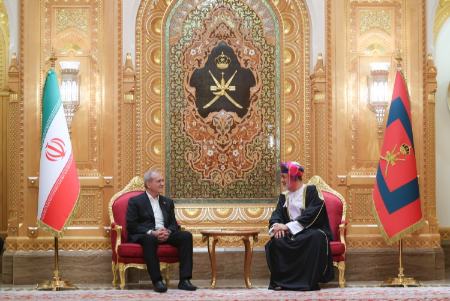 پزشکیان: از نقش فعال و سازنده عمان در مذاکرات میان ایران و آمریکا قدردانی می‌کنیم؛ امیدواریم این روند به نتایج خوبی منجر شود