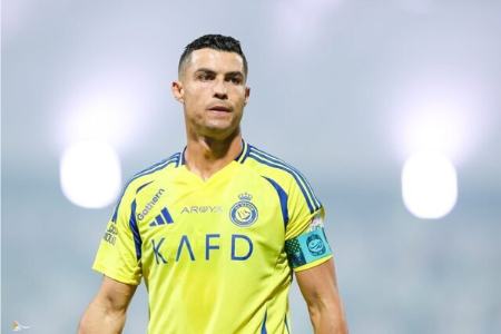 روزنامه الریاضیه عربستان: رونالدو در النصر می‌ماند