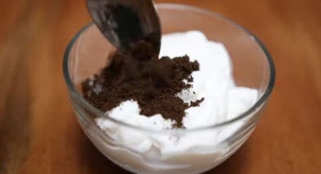 رنگ کردن مو با قهوه و ماست