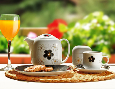 اصول چیدمان میز صبحانه برای یک پذیرایی شیک