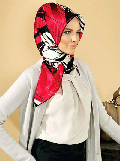 جدیدترین روسری های مارک دار