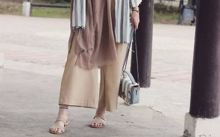 صندل با شلوار بگ و گشاد