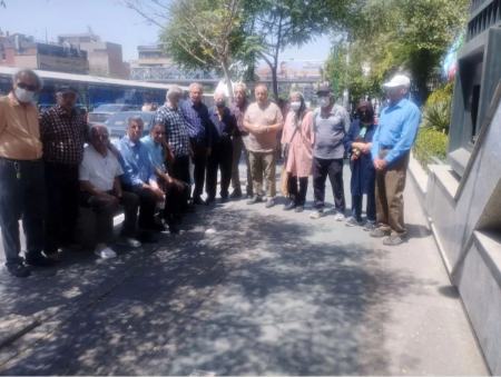 تجمع بازنشستگان کارگری در چند شهر/ تجمع بازنشستگان فولاد در اصفهان (1404/03/11)
