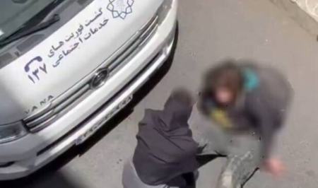 واکنش شهرداری تهران به کشیدن و پرت کردن یک زن داخل ون گشت فوریت‌های اجتماعی