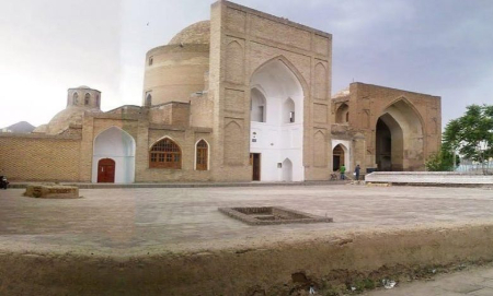 آرامگاه قطب‌الدین شیرازی: یادمانی از عالم برجسته شیعه