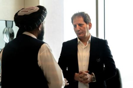 بابک زنجانی: خروج افغانی‌ها از ایران شاید به صلاح نباشد