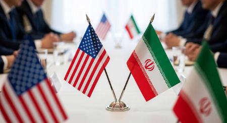 روزنامه شرق: دیپلماسی هیچ‌گاه حتی در اوج جنگ نباید خاموش شود