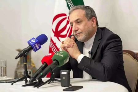 عراقچی: جنگ اسرائیل علیه ایران، دیپلماسی را نابود کرد | آمریکا می‌تواند آن را احیا کند
