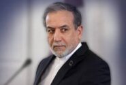 عراقچی: هنوز قصد خروج از NPT را نداریم | بازگشت مکانیزم ماشه را معادل حمله نظامی می‌دانیم