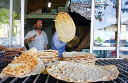 شوک گرانی ۵۲ درصدی نان به سفره‌ های تهی کارگران | نان را «طبقاتی» نکنید!