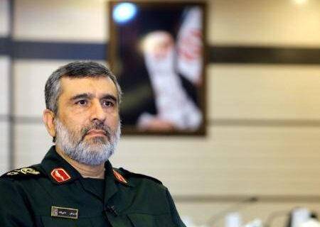 خانواده شهید حاجی‌زاده: خودش مسئولیت هواپیمای اوکراینی را پذیرفت