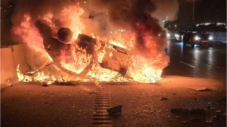 آتش سوزی پژو 206 در جاده تهران – قم | راننده جان باخت