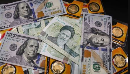 دلار در مسیر نزولی قرار گرفت | بازار سکه سردرگم شد
