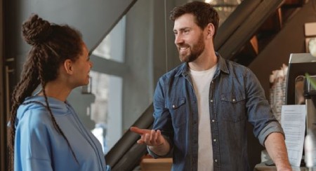 پذیرش دیدگاه شریک زندگی: راهنمای ایجاد صلح و صمیمیت عمیق تر