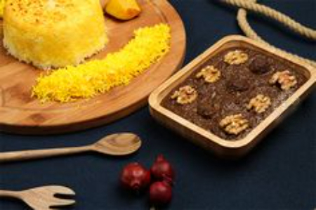 تزیین فسنجون: ایده‌هایی برای جذاب‌تر کردن خورش محبوب ایرانی
