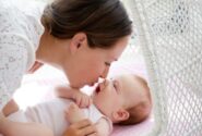 بوسیدن نوزاد چه عوارضی دارد؟