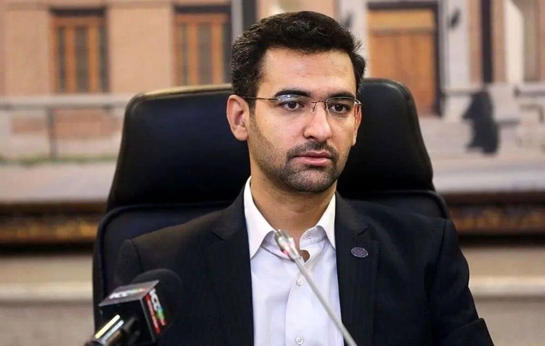 انتقاد جدید آذری جهرمی از دولت پزشکیان: باید انفعال را تمام کنیم