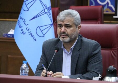 جاعل نامه‌های رهبری به ۱۲ سال حبس محکوم شد