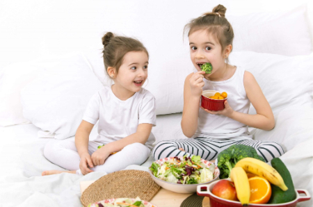 پایه‌گذاری عادات غذایی سالم از دوران کودکی