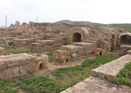 همه چیز درباره قلعه تپه لادیز استان سیستان و بلوچستان