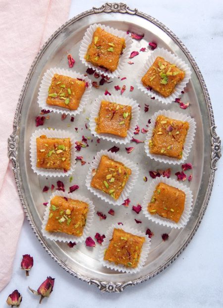 طرز تهیه بورفی نارگیل انبه، دسری خوشمزه و بی نظیر