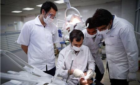 واکنش معاون وزیر بهداشت به دو برابر شدن ظرفیت پذیرش دانشجویان پزشکی و دندانپزشکی