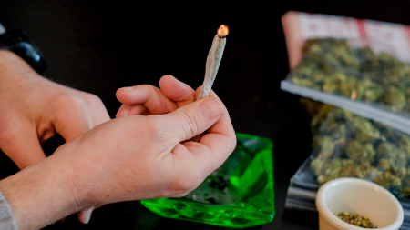 اختلال مصرف کانابیس, اعتیاد به ماری‌جوانا