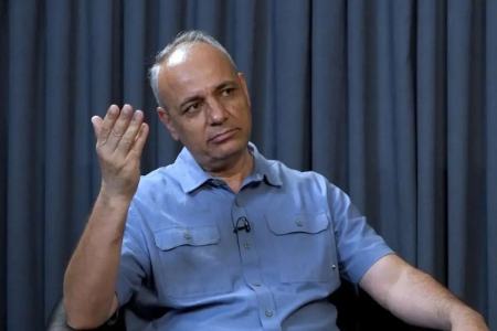 زیدآبادی: حماس با پذیرش طرح صلح، به عمر حکمرانی و نقش نظامی خود در غزه پایان داد