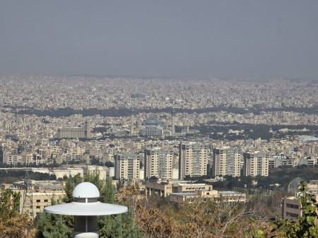 نوزدهمین روز متوالی آلودگی هوای اصفهان در نخستین ماه پاییزی | خشکی زاینده‌رود و آزمون سیاست‌گذاری آبی در سطح ملی