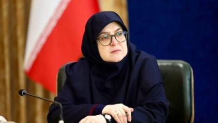 مهاجرانی: دولت می‌کوشد با تمام توان جنگ را از ایران دور کند