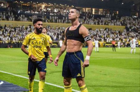 رونالدو تمام شدنی نیست | سوپرگل CR7 برای النصر کمتر از ۶۰ ثانیه پس از هدر دادن یک ضربه پنالتی