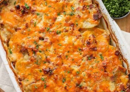 طرز تهیه سیب زمینی و ژامبون ورقه ای