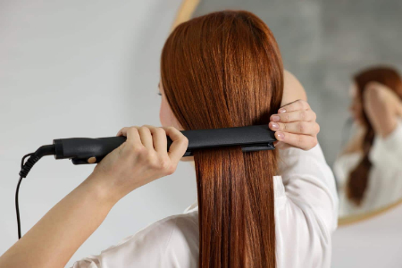 با این نکات حرفهای، عمر اتوی موی خود را چند برابر کنید!