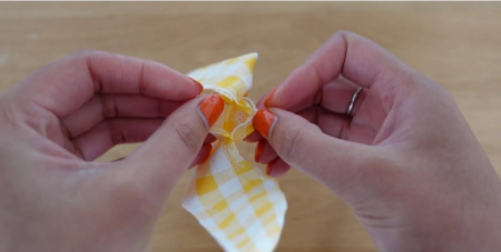 آموزش دوخت اسکرانی, آموزش دوخت کش موی پارچه‌ای