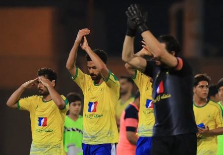 صعود صنعت نفت به رتبه دوم لیگ آزادگان | ثبت دهمین برد در کارنامه نساجی (+جدول)