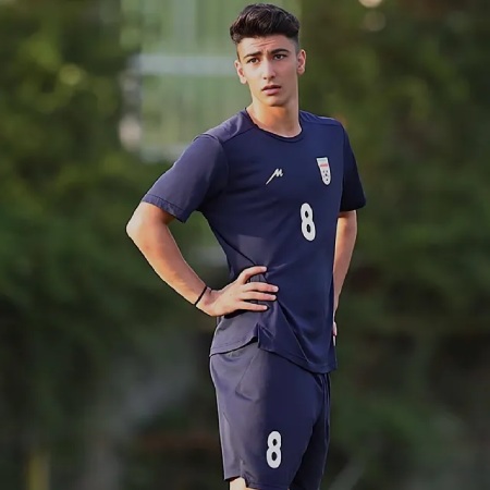 آشنایی با زندگی امیر محمد رزاقی نیا