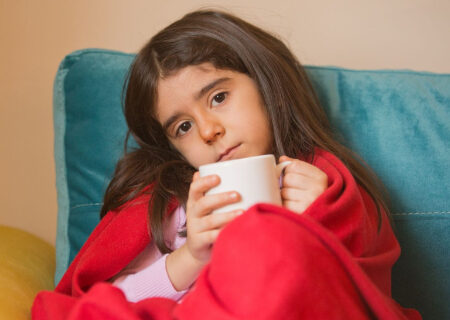 تغذیه کودکان در دوران بیماری: چه غذاهایی مناسب هستند؟