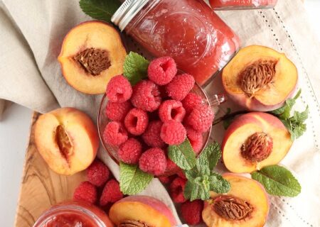 طرز تهیه مربای تمشک و هلو، حفظ طعم تابستان