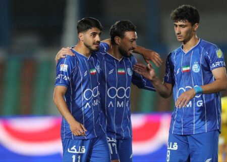 تمرینات استقلال تعطیل شد | ادامه تمرینات پرسپولیس با وجود تعطیلی لیگ