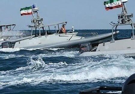 شلیک به «قایق‌های مردم» یا انهدام «تندرو‌های سپاه»؛ ماجرای درگیری پرابهام در هرمز چه بود؟