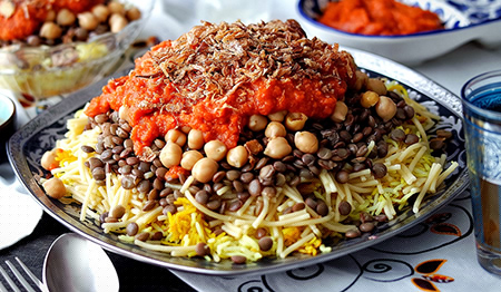 آداب عجیب غذا خوردن,عادات عجیب غذا خوردن,آداب غذایی عجیب و غریب